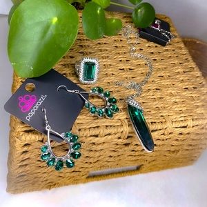 Brand new Fashionable Lead & Nickel FREE earrings.